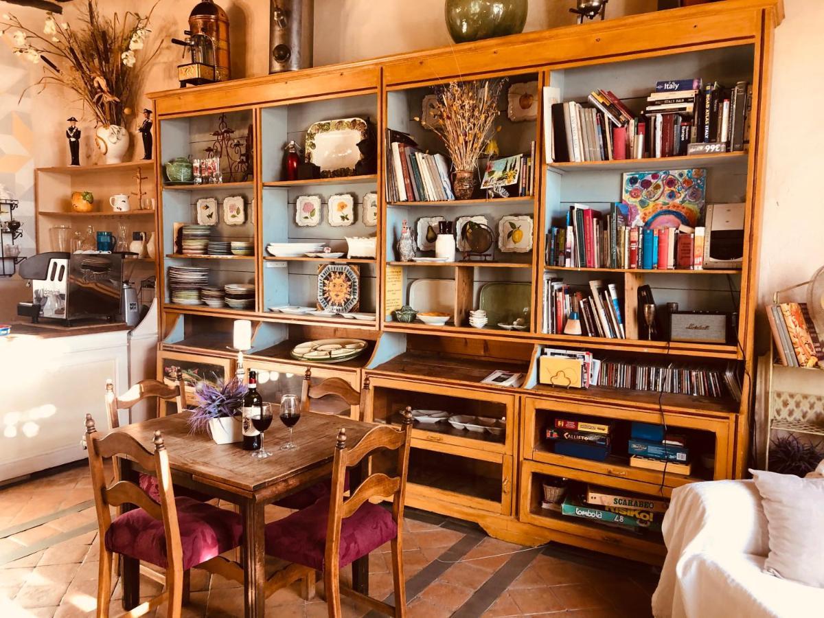 Il Sole Del Sodo Guest House กอร์โตนา ภายนอก รูปภาพ