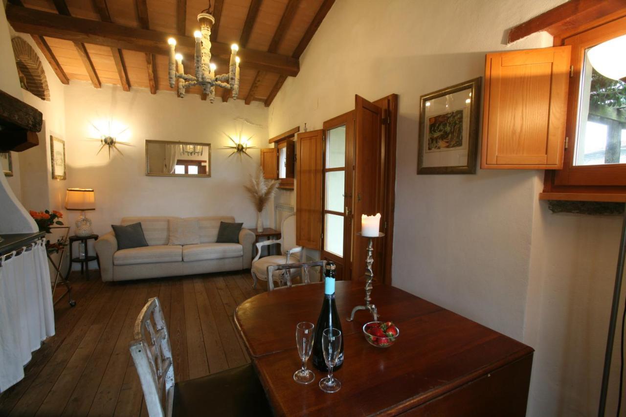 Il Sole Del Sodo Guest House กอร์โตนา ภายนอก รูปภาพ